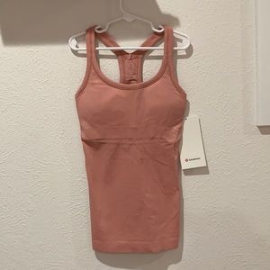 Lululemon Ebb to street tank